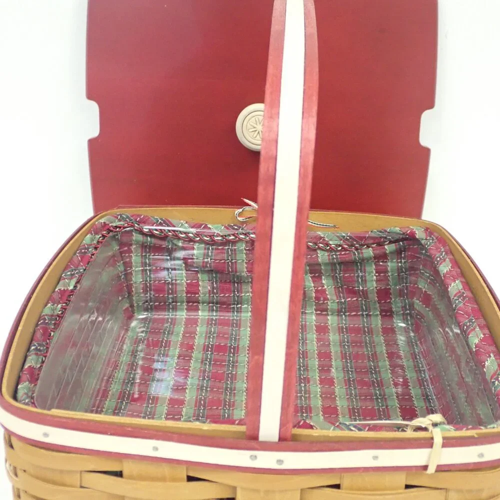 2009 Christmas Collection Longaberger Snowflake Cookie basket